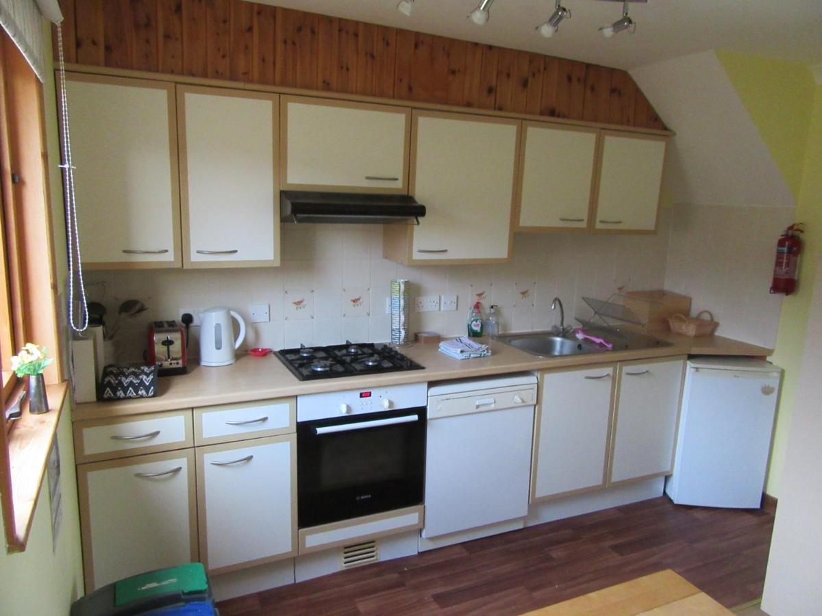 Osprey, Longhouse Cottages Rosemarkie Extérieur photo